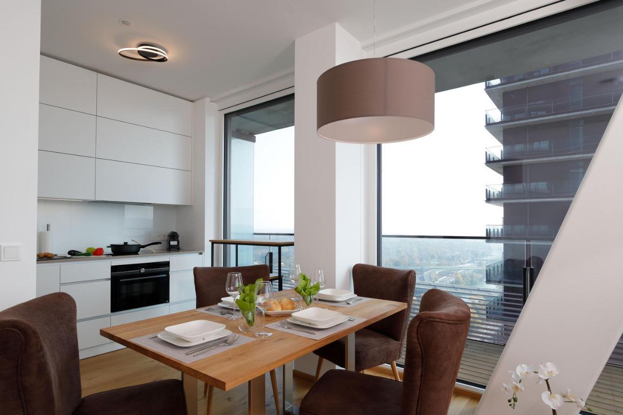 Triiiple Suites Level 22 Mit Balkon Und Tiefgarage Vienna Exterior photo